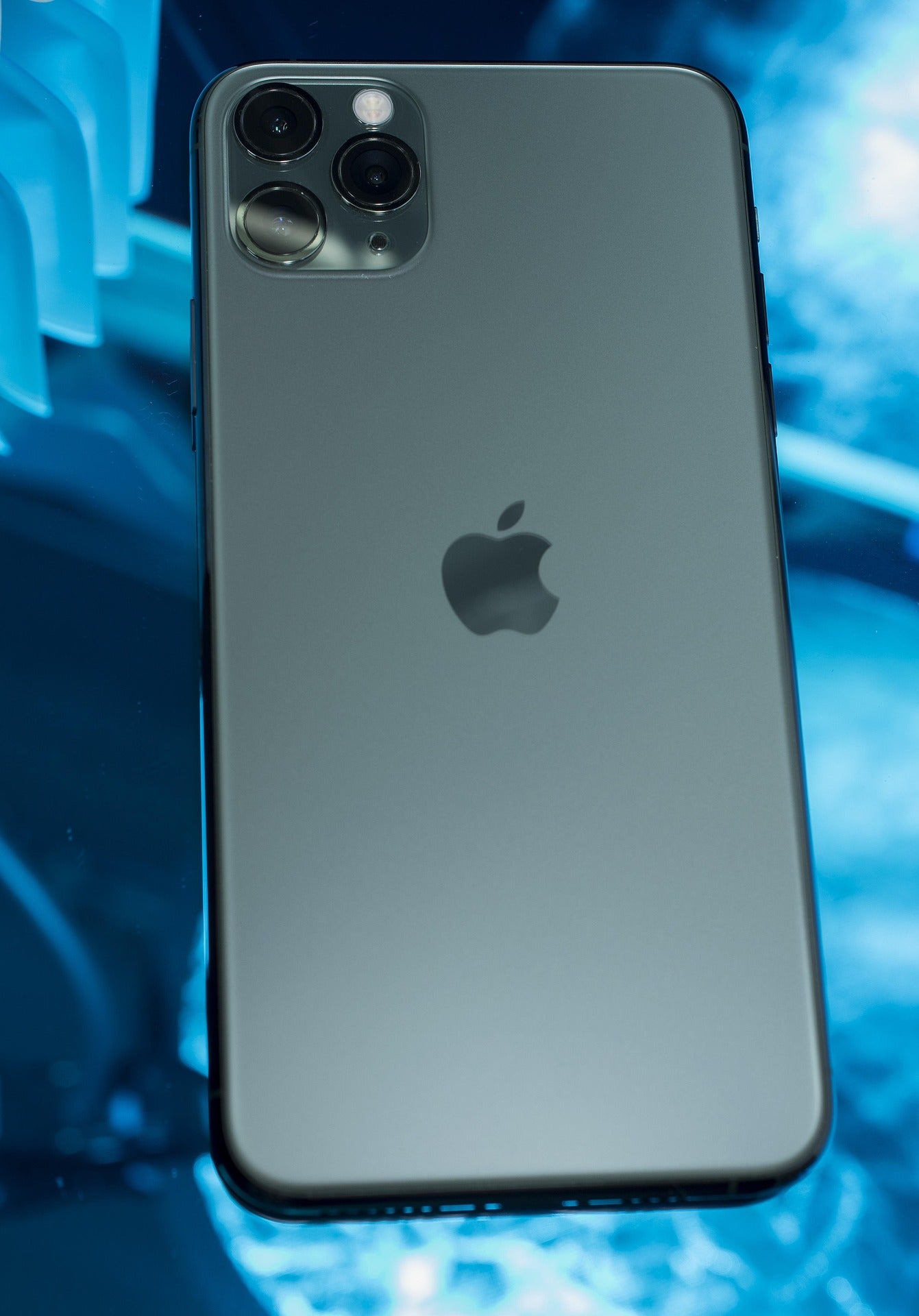 iPhone 11 Original – 64GB | Elegância, Potência e Desempenho Incomparável 🔥