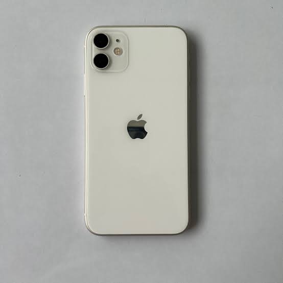 iPhone 11  – 128 GB | Elegância, Potência e Desempenho Incomparável 🔥